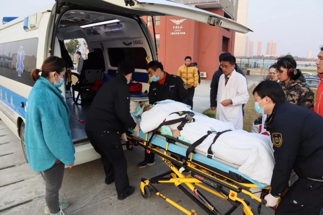 浠水县机场火车站病人护送